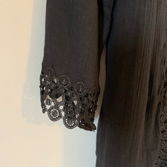 Ellen Weaver Tunic with lace size large - Picture 10 of 13